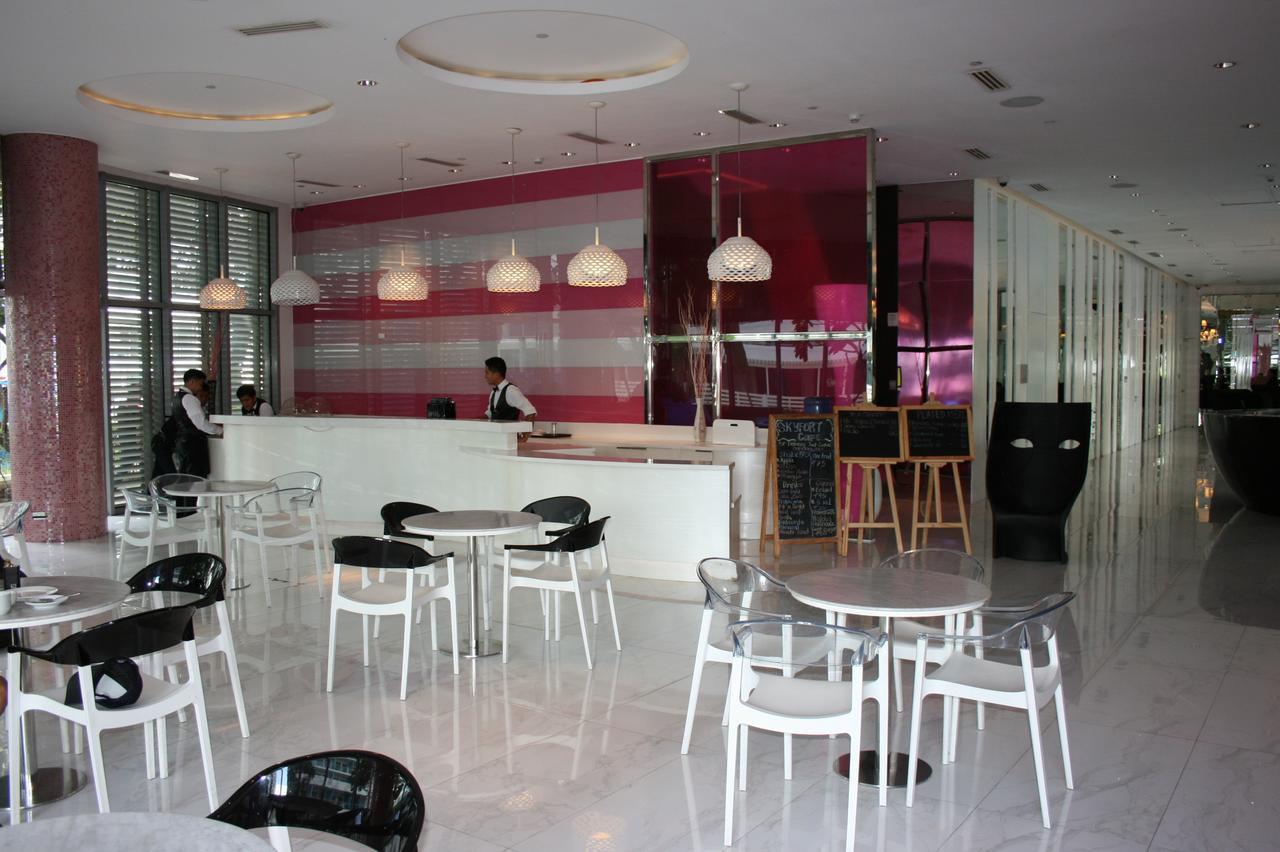 Azure Urban Resort Residences Manila Eksteriør bilde